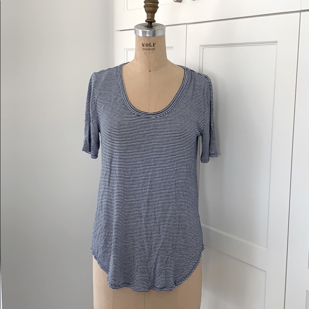 Rayon / elastane- S/s scoop neck tee shirt